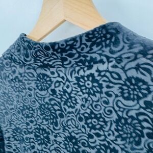 Y2K Black Burnout Velvet Floral‎ Top Size S Dark Floral Whimsigoth Grunge